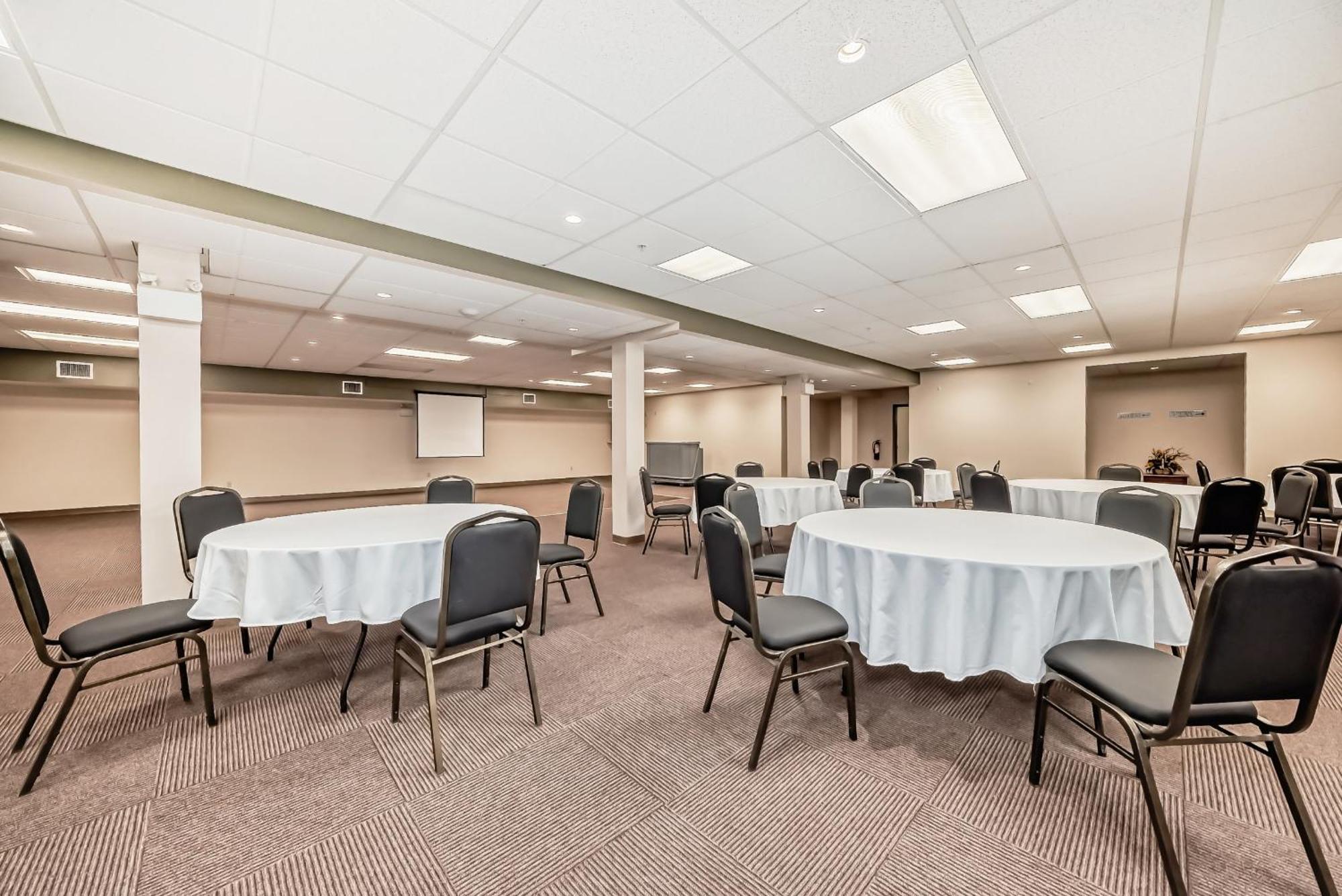 Grande Cache Inn & Suites Kültér fotó