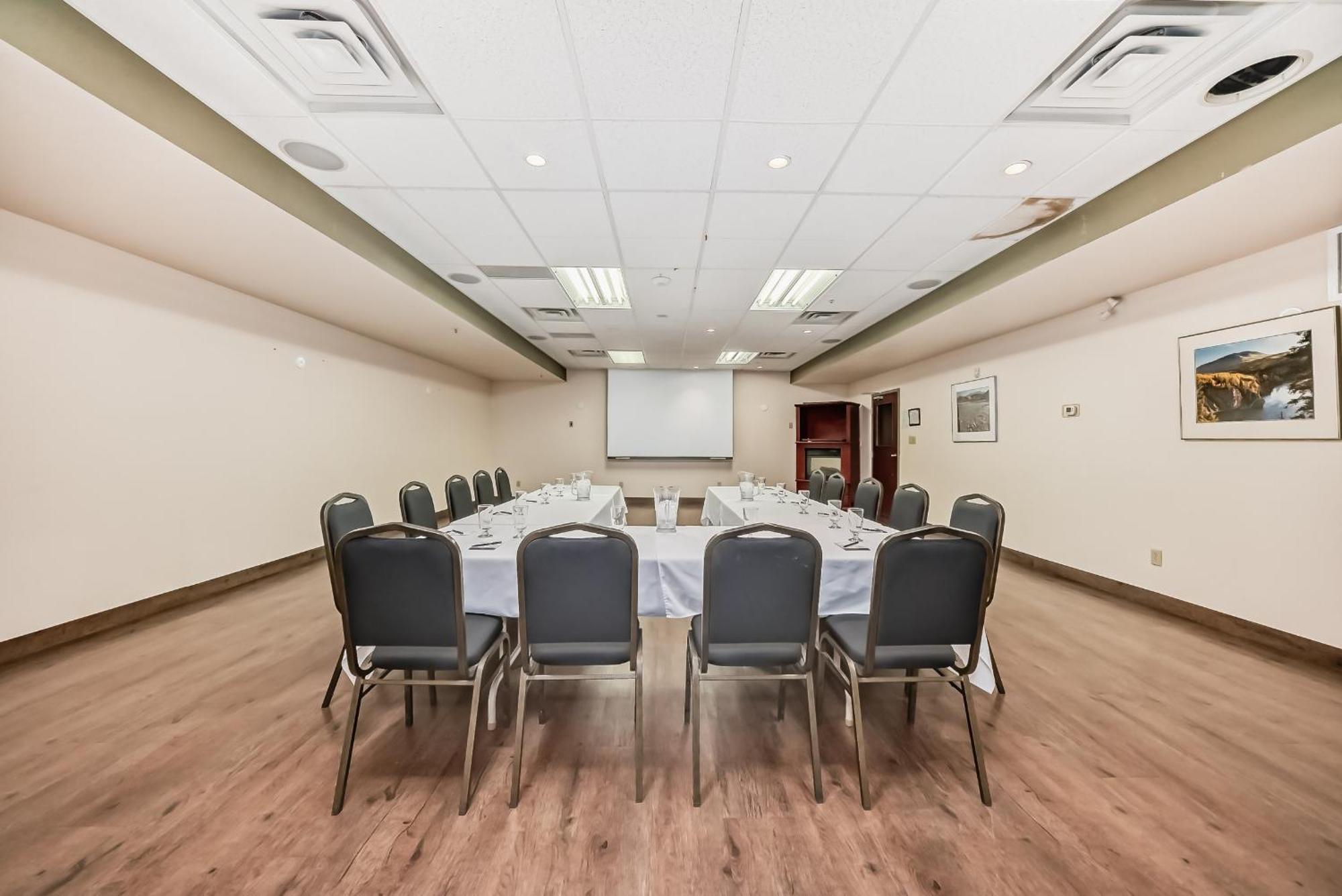 Grande Cache Inn & Suites Kültér fotó
