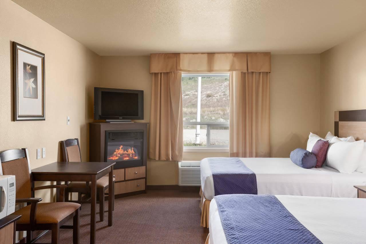 Grande Cache Inn & Suites Kültér fotó